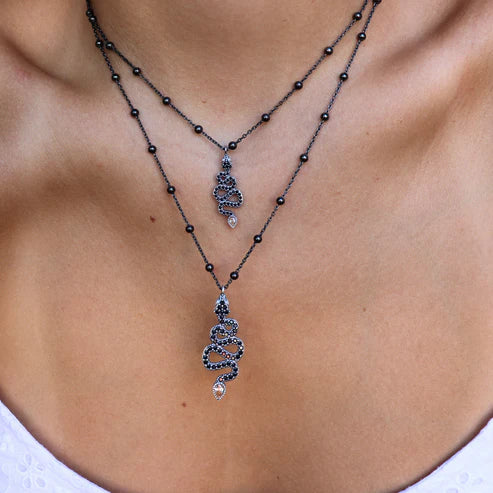 SNAKE SPINEL AND CAVA NECKLACE (Delivery 7-15 days)