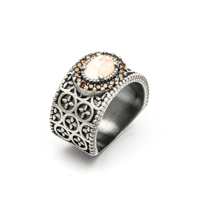 PINK CAT'S EYE AND EDGE RING (Stock)
