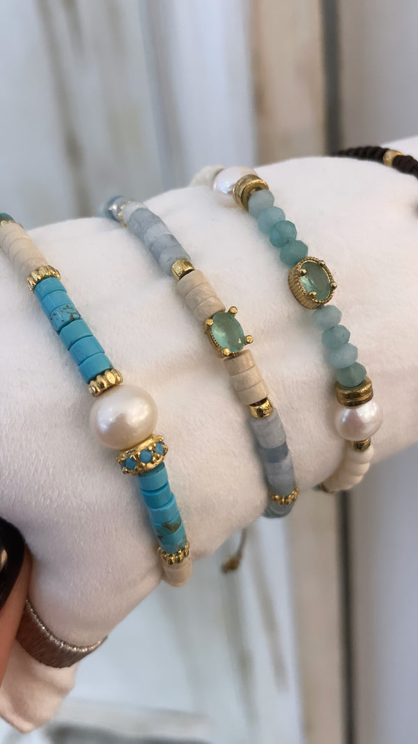 RONDELL TURQUOISE AND PEARL BRACELET (Stock)