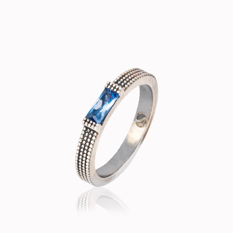 Anillo Baguette