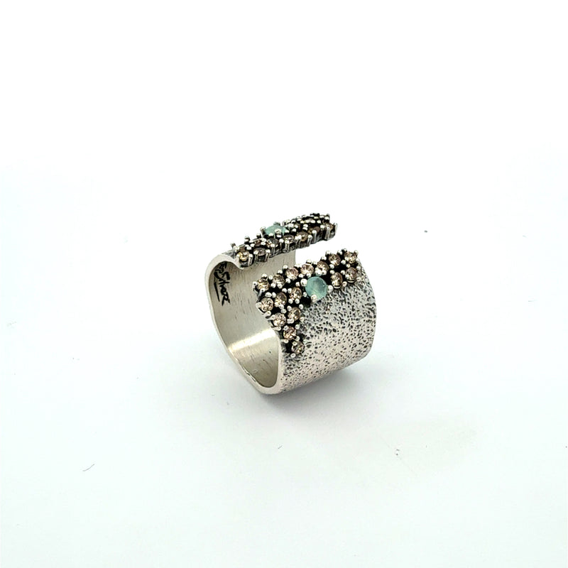 Anillo martelé abierto