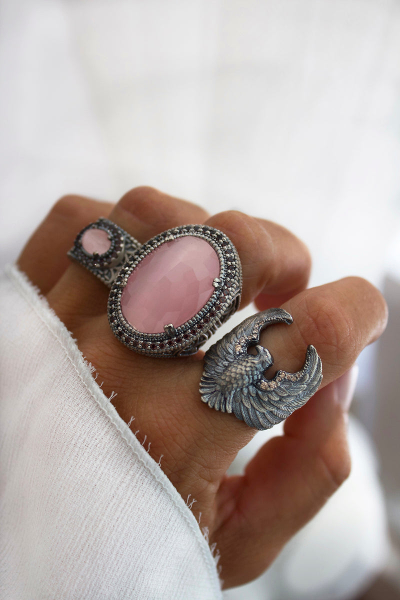PINK CAT'S EYE AND EDGE RING (Stock)