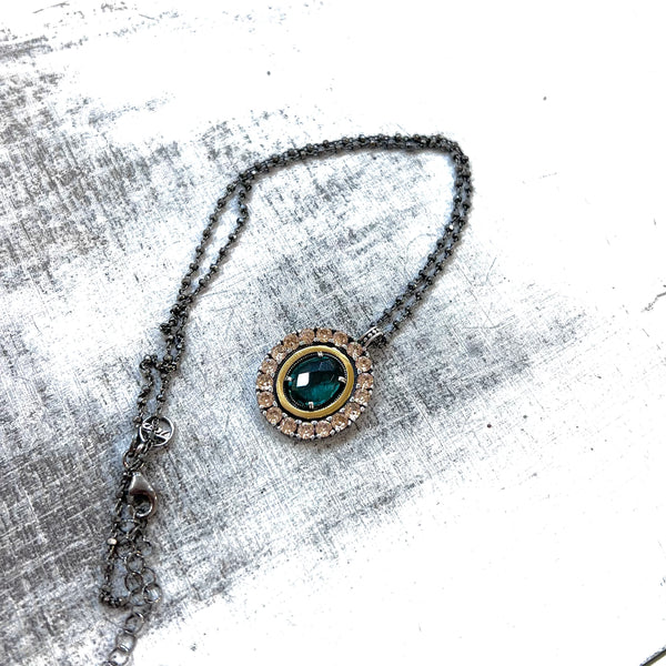 Collar Esmeralda Orla de Calcedonias Plata de Ley