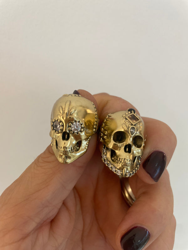 SKULL 1KT GOLD CHIN RING WHITE CZ (Delivery 7-15 days)