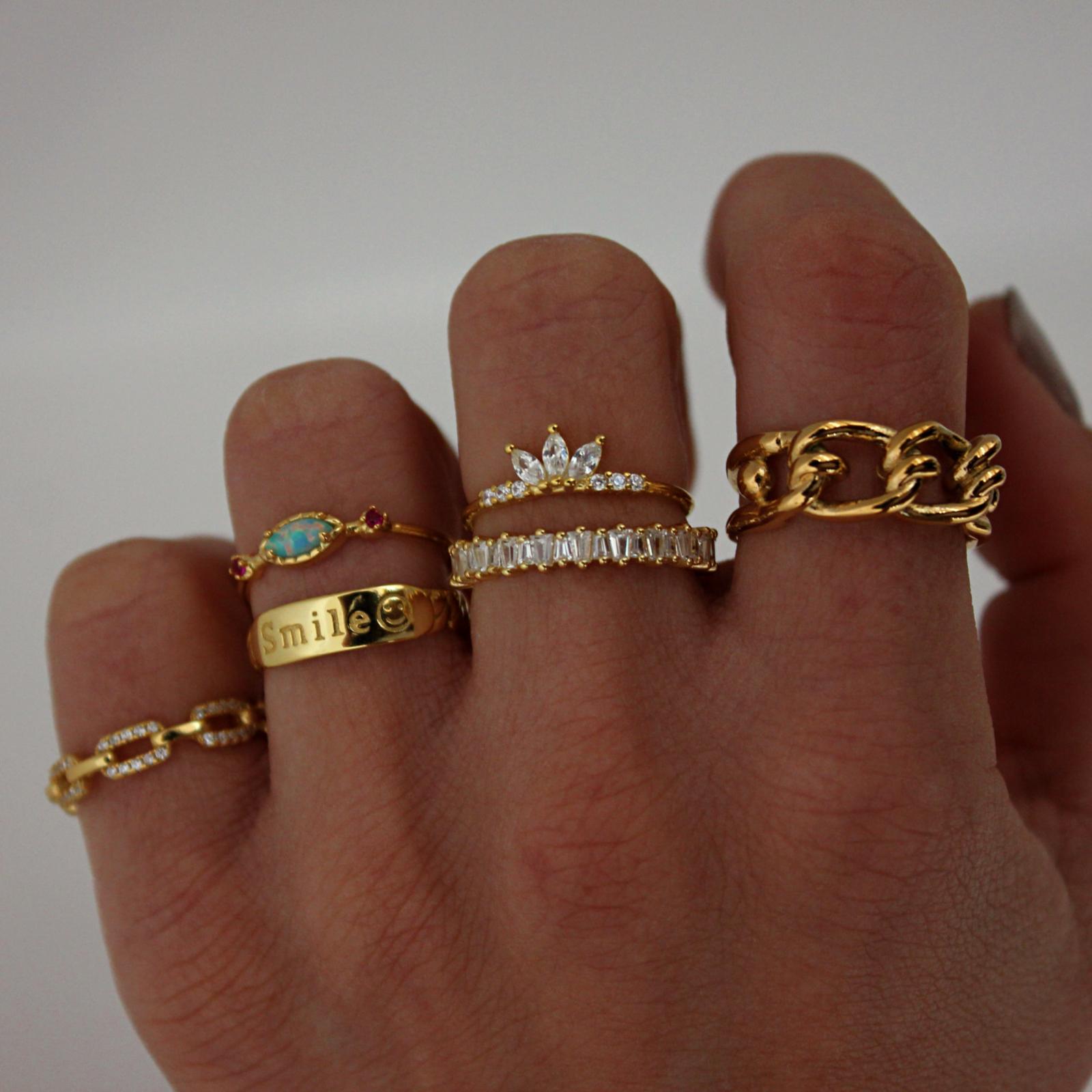 anillos de oro cz