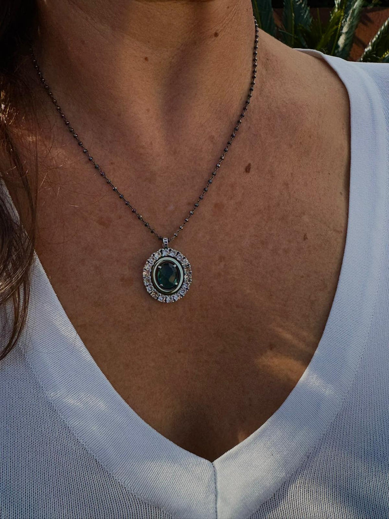 Collar Esmeralda Orla de Calcedonias Plata de Ley