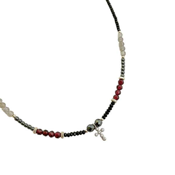 Gurutze Necklace with Black Spine