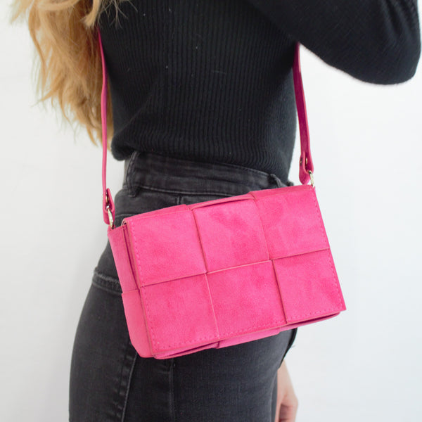 BOLSO CUADRADO FUCSIA