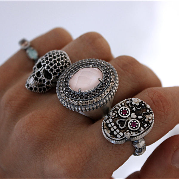 Anillo Skull con Espinela (Stock)