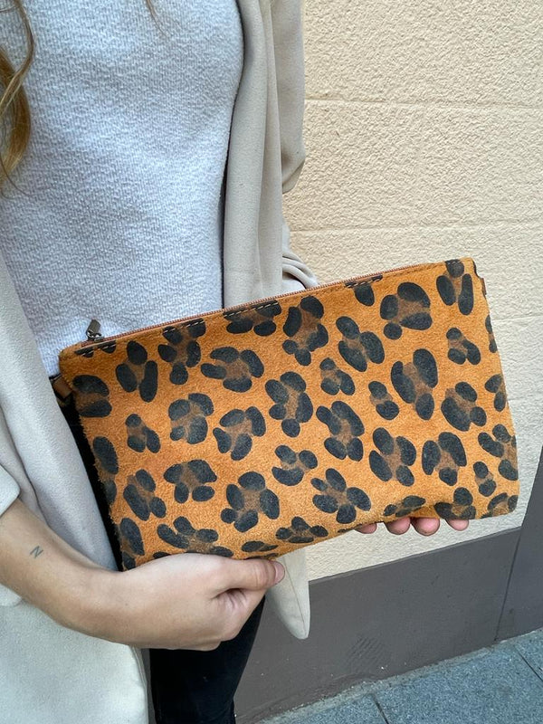 LEOPARD HANDBAG